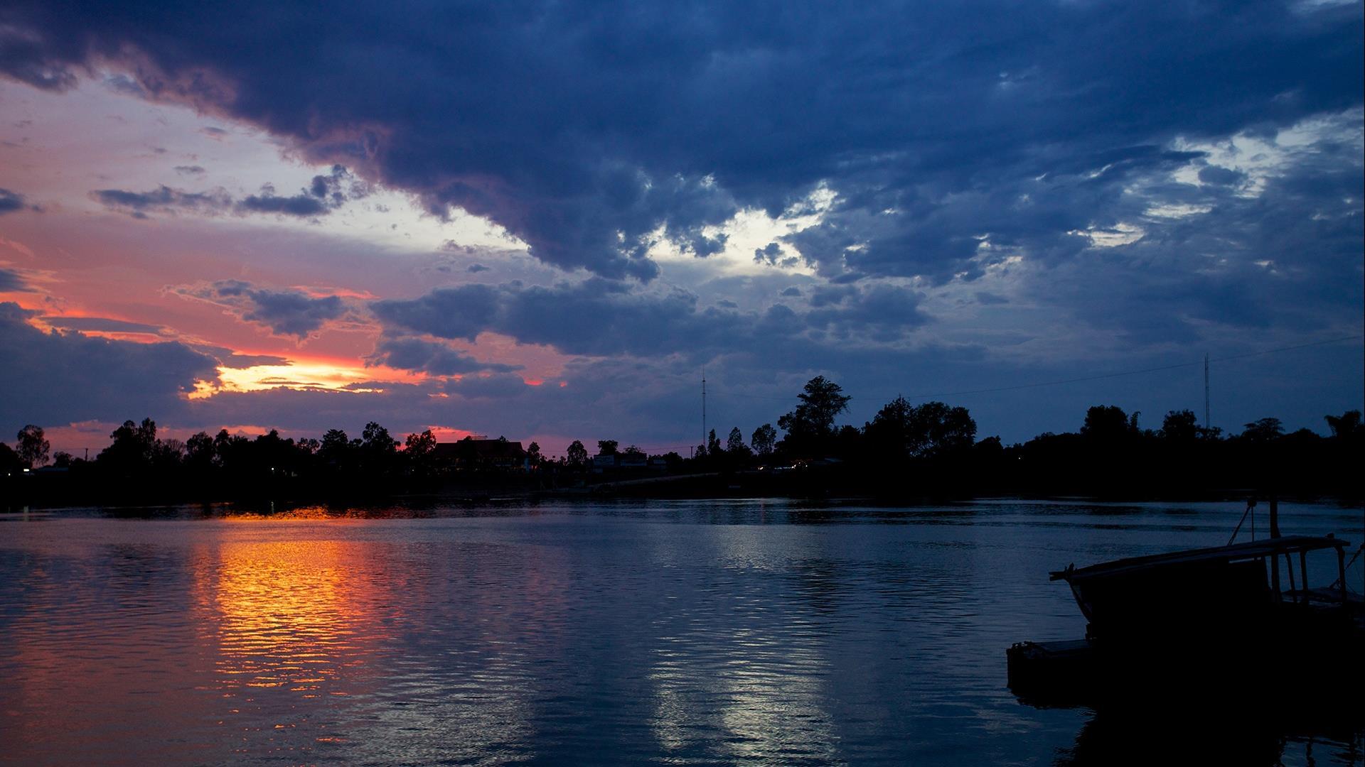 Laos Travel Guide - Weather