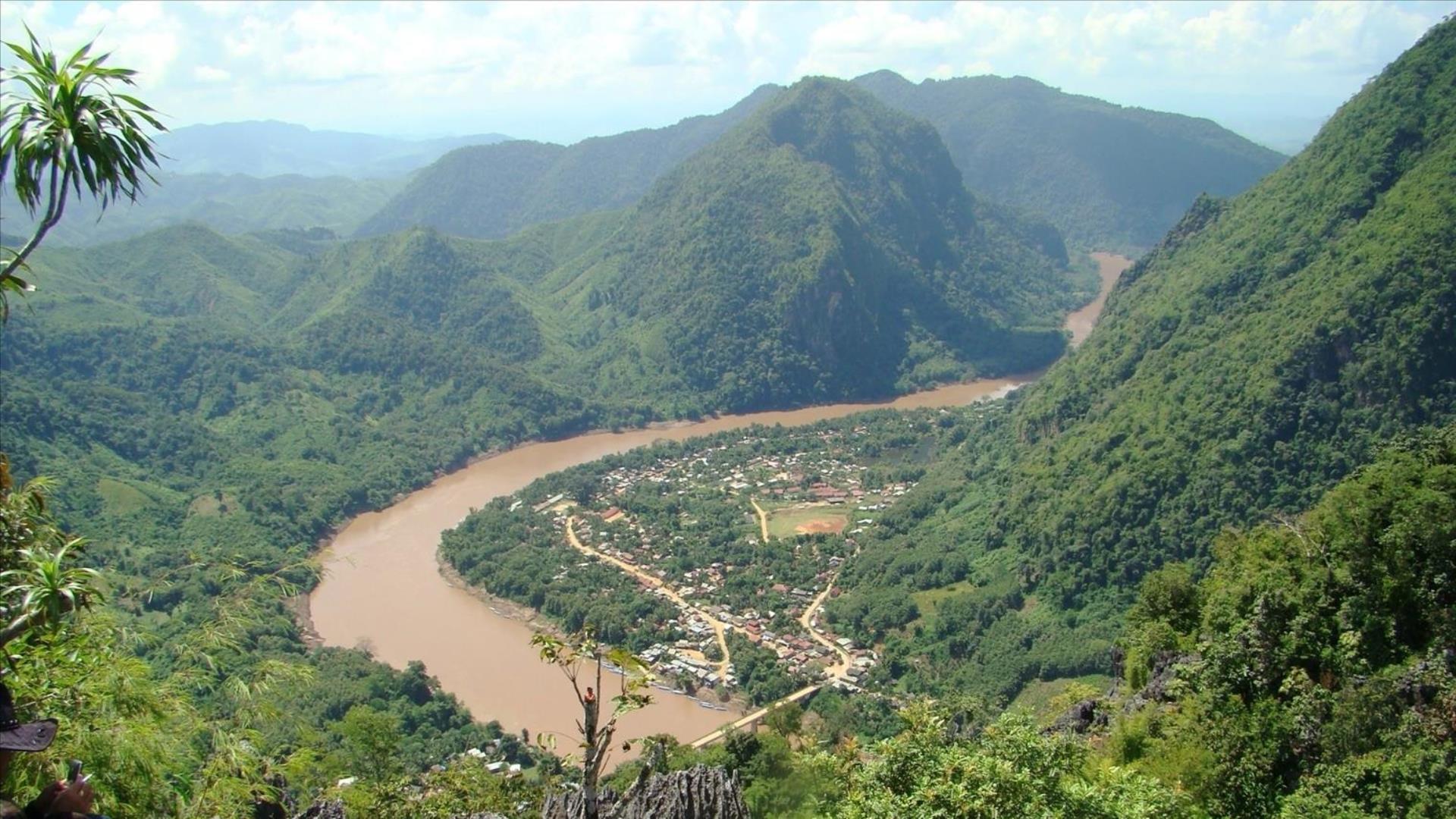 Laos, Luang Prabang – Nong Khiaw: Bike, Trek, Kayak, Caves, Waterfall, Hilltribe, & River Explorer - 5 Days | Ultimate Active Northern Laos Adventure