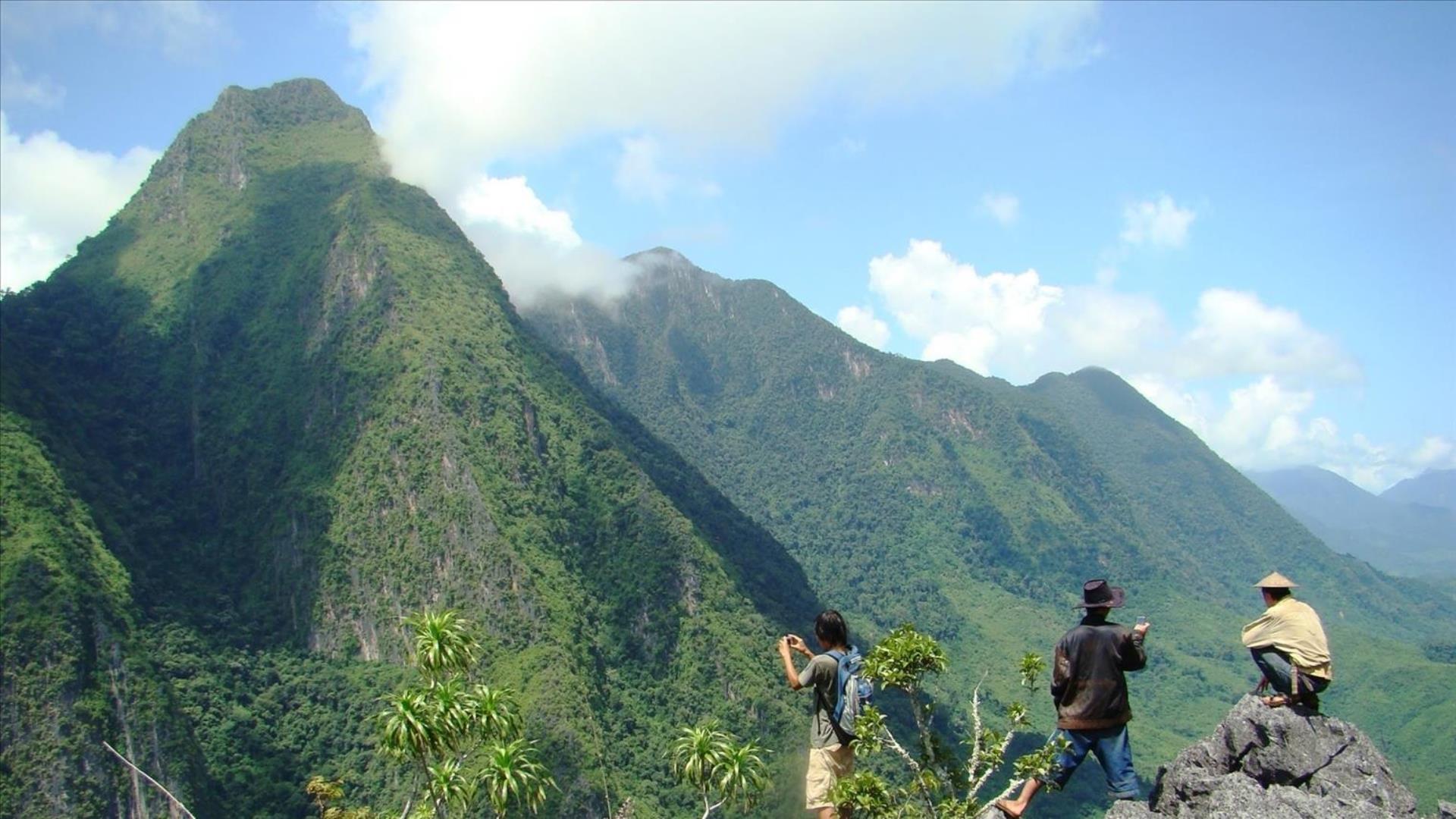 Laos, Nong Khiaw : Mountain View Tour -Half Day | Nong Khiaw Mountain View Hiking Tour 